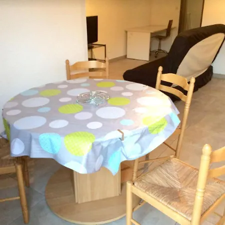 36m² Piscine Partagee Canet-en-Roussillon